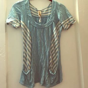 Buckle Light Blue Top